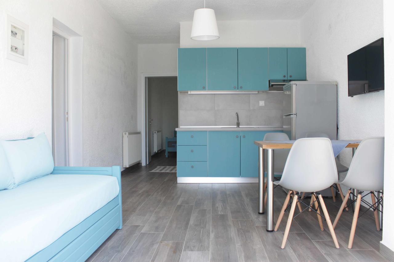 Kehagias Apartments เนอาวรัสนา ภายนอก รูปภาพ