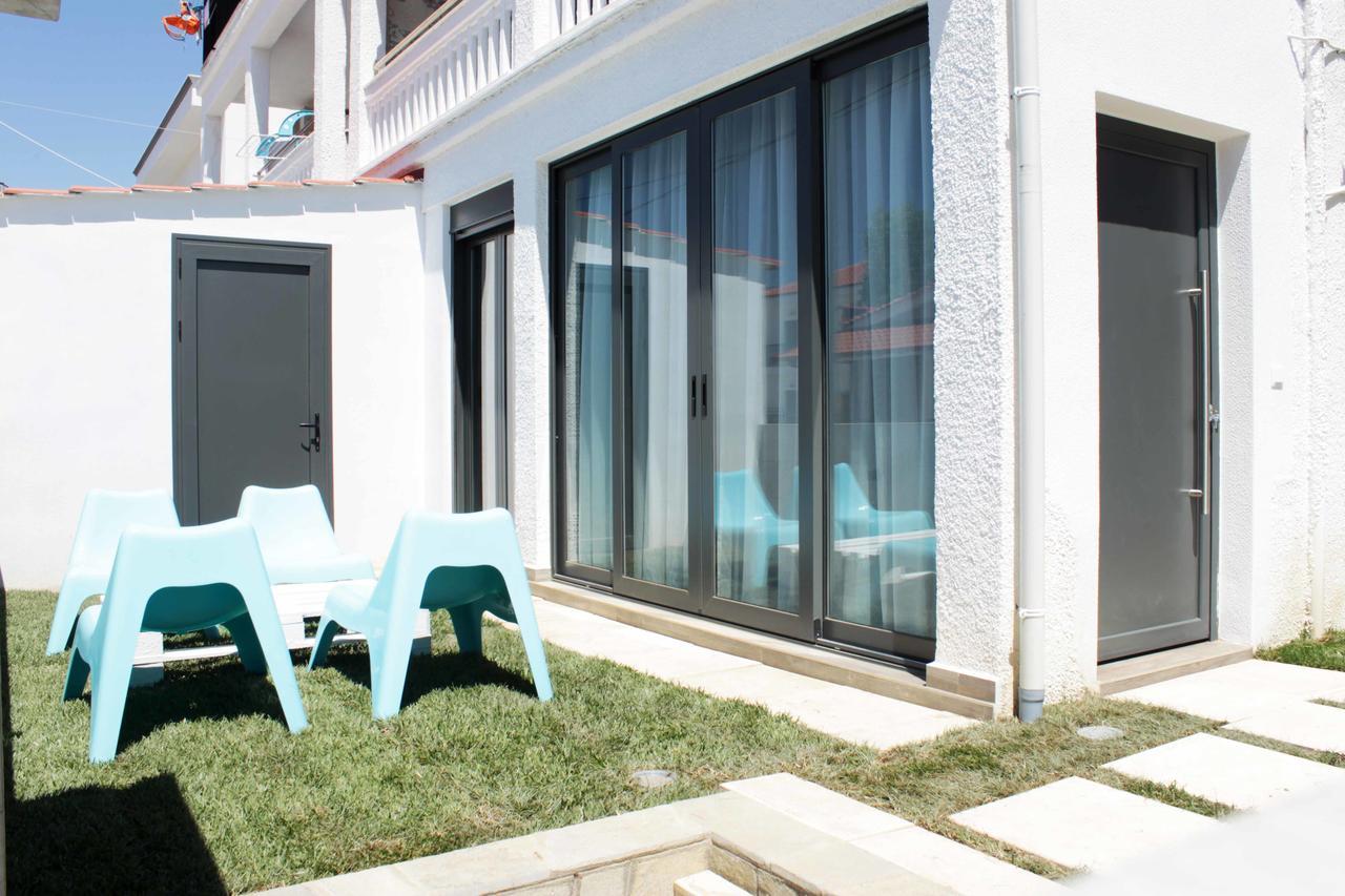 Kehagias Apartments เนอาวรัสนา ภายนอก รูปภาพ
